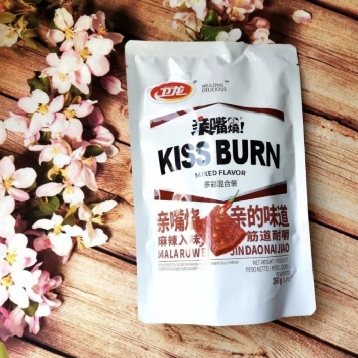 

Kiss Burn Weilong Makanan Ringan rasa Szechwan campuran daging sapi dan ayam