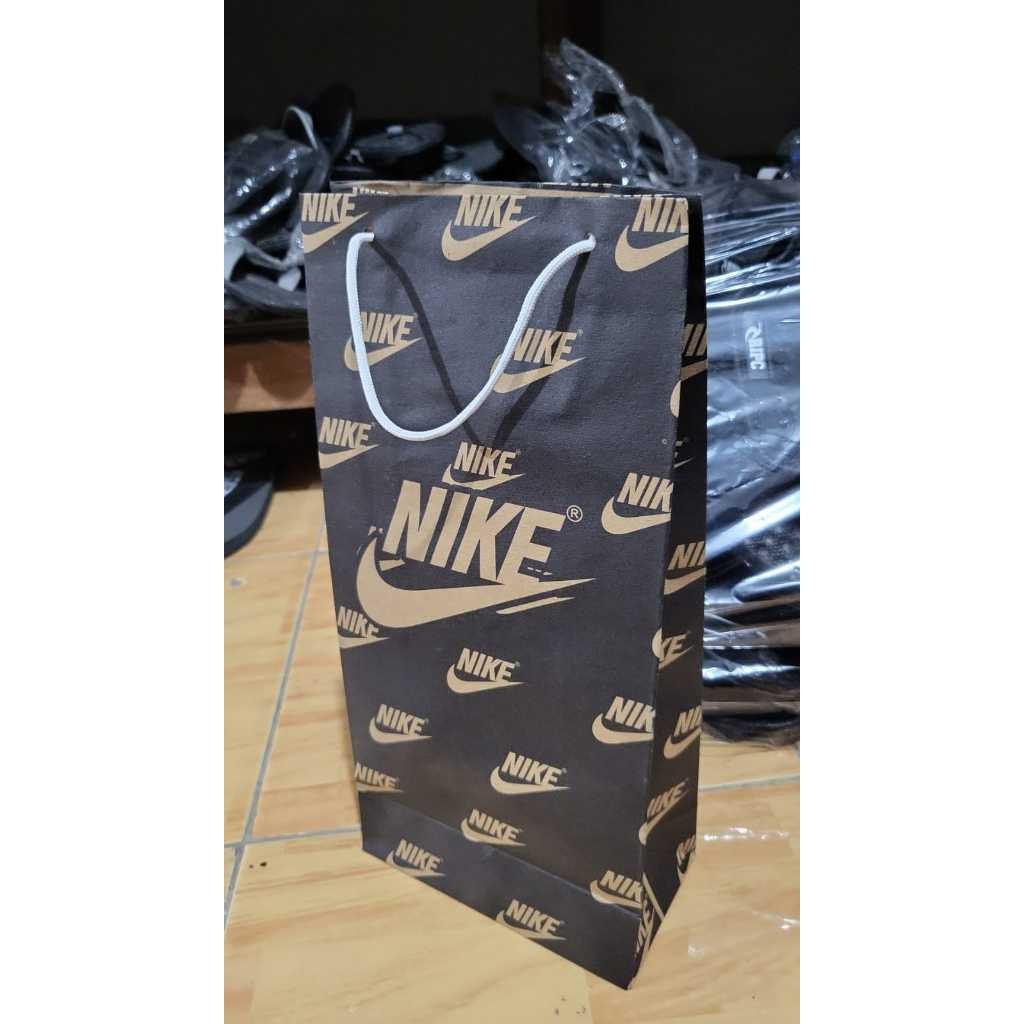 

PAPER BAG PAPER BAG NIKEE UNTUK SANDAL