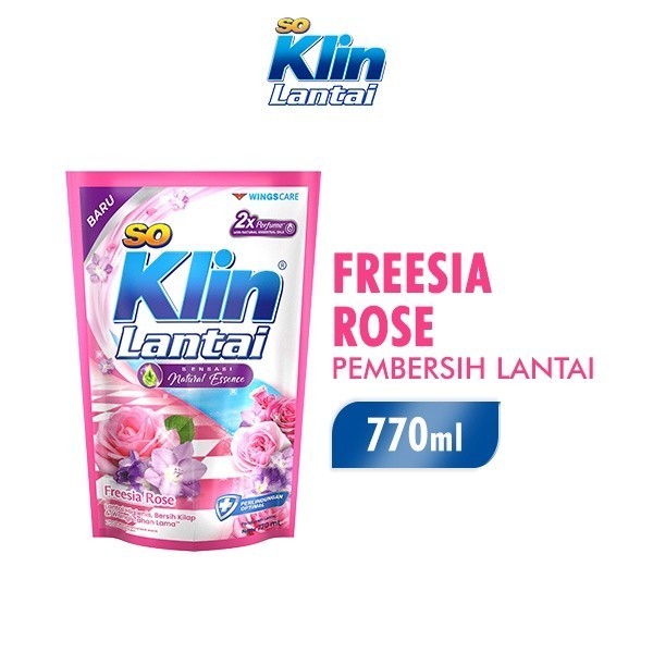 Soklin Pembersih Lantai Merah Freesia Rose Pouch 770 ml