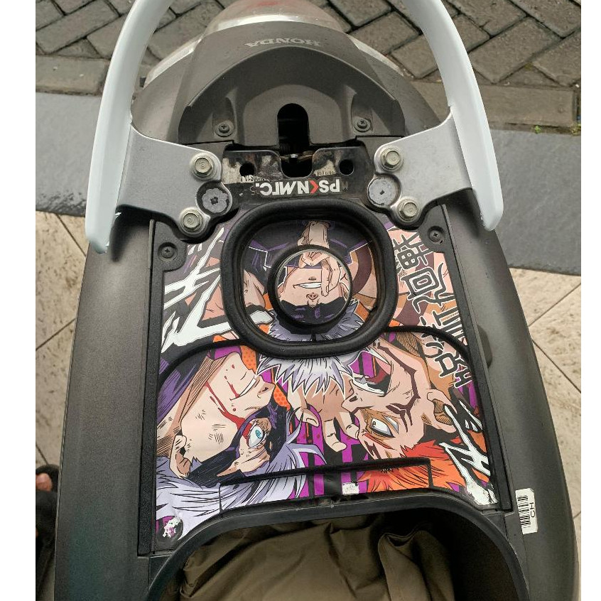 Stiker Tangki Scoopy 2017 2018 2019 Sticker Cover Pelindung Tangki Motor Scoopy 2017-2019