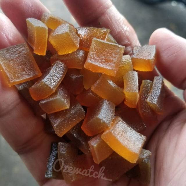 

Kerupuk Kulit Sapi Asli Mentah//kemaasan 500g Krecek Jangek Dorokdok//100% Original Kulit Sapi