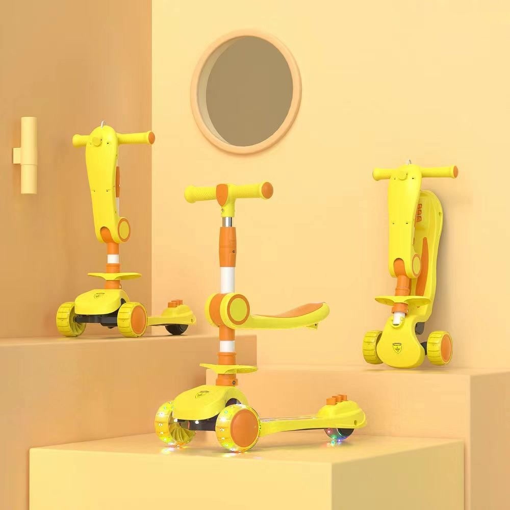 Children's outdoor travel scooter four-in-one scooter children's pedal yo scooter flash wheel three-