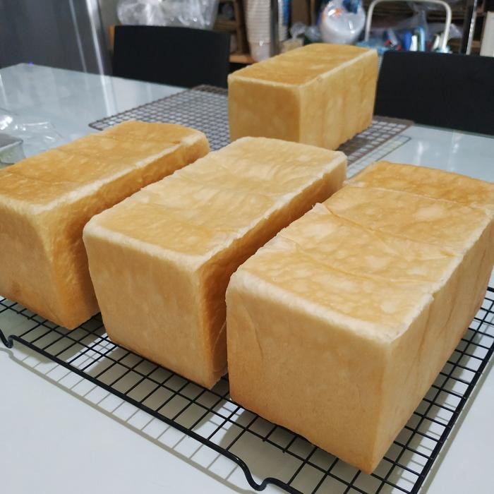 

Shokupan Reguler / Milk Bread Toast Reguler / Roti Tawar Jepang