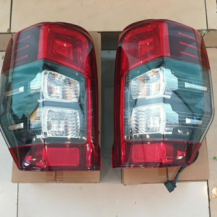 Baru lampu stop lamp belakang all new triton GLS HDX 2020-2021 HID - KANAN LED Terbaik