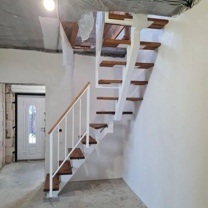 tangga rebah jenis bahan yang di pake besi holo 10x10 rangka anak tangga besi siku 40x40 trap pake b
