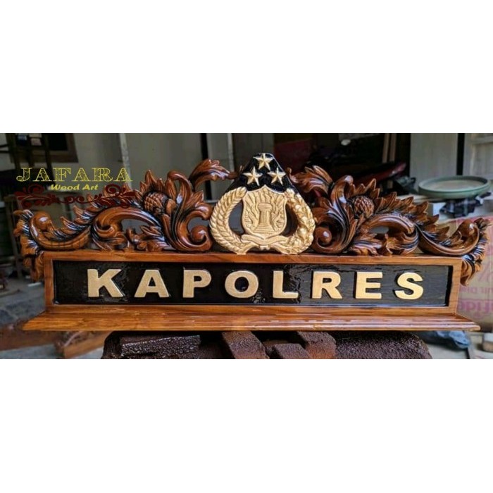 

Papan Nama Jabatan Kapolres Logo Kepolisian & Papan Nama Hakim Custome - 1 Baris FJ557