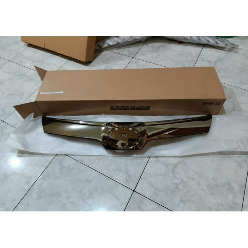 list lis grill grille depan avanza veloz 2019 2020 2021 ori black chrome