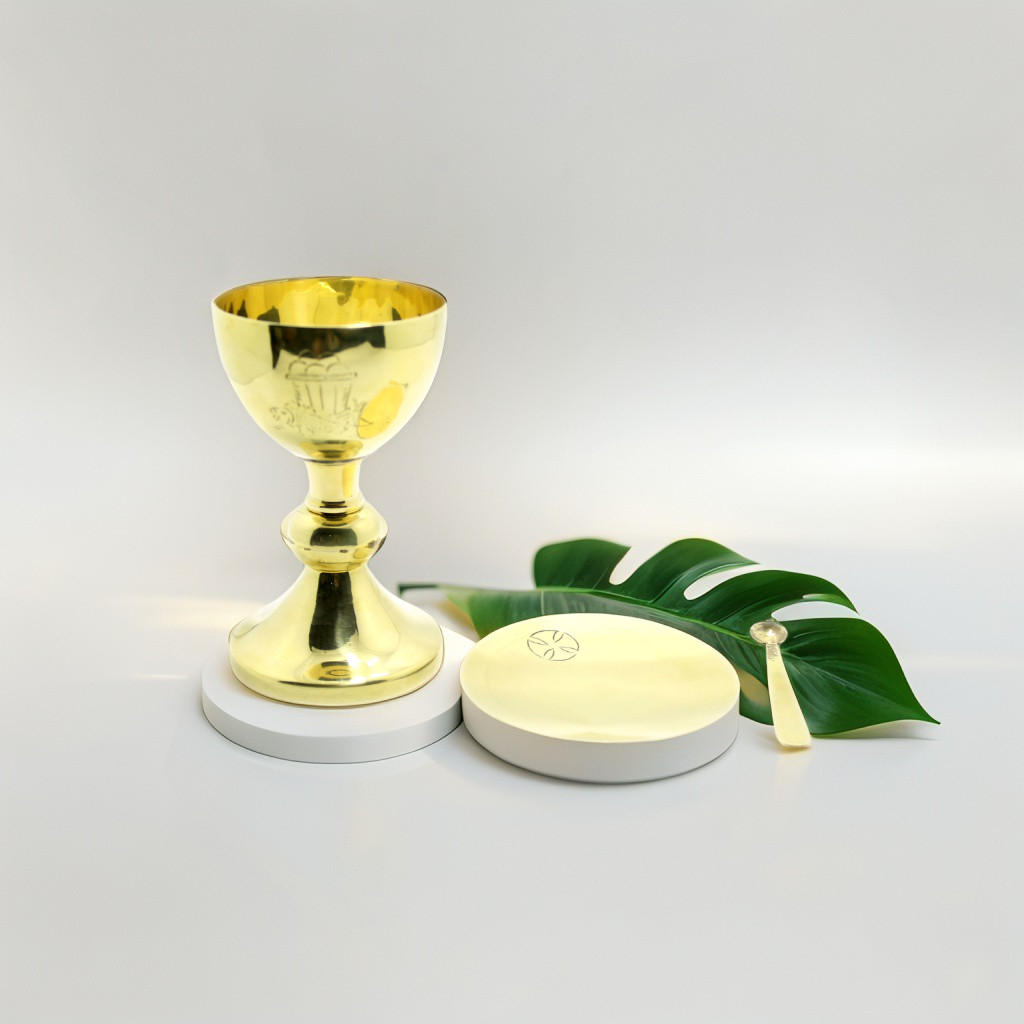 PIALA PERJAMUAN KATOLIK / PIALA KUNINGAN / PERALATAN MISA KATOLIK / PIALA TEMPAT ANGGUR