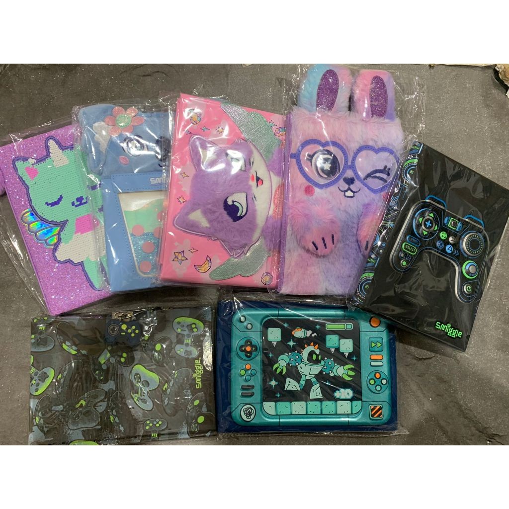 

SMIGGLE NOTEBOOK A5 ORIGINALL - NOTEBOOK SMIGGLE