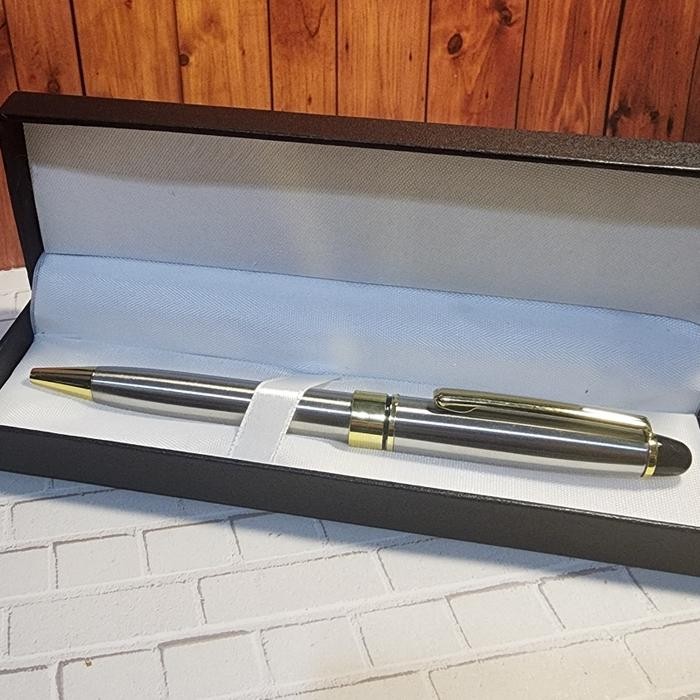 

Pulpen Souvenir Cantik cocok buat kado BP-133 Free Grafir Logo atau tulisan - SS GT by Radhiant official