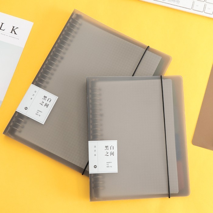 

NEW ! BEST SELLER Binder A5/B5 Polos Bening Plastik Tebal Include Kertas dan Pembatas - A5 Hitam, tanpa kertas