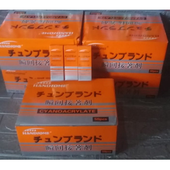 

JAMIN MURAH !!!LEM HANDSOME PER BOX ISI 50 PCS(BISA LANGSUNG ORDER)