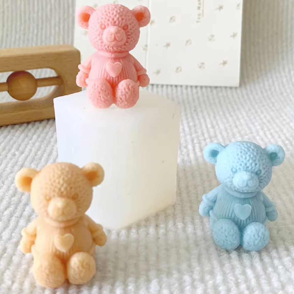 

Heart Sweater Teddy Bear Candle Silicone Mold DIY 3D Sitting Animal Gypsum Mould Aromatherapy Making tool Valentine’s Day Gifts