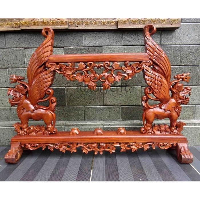 Jagrak Stand Dudukan Pusaka Model Ukir Singo Barong Isi 3 Warna Plitur