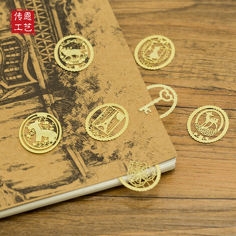 

Creative hollow out dreamy lace animal heart-shaped metal bookmarks brass custom cartoon bookmarks