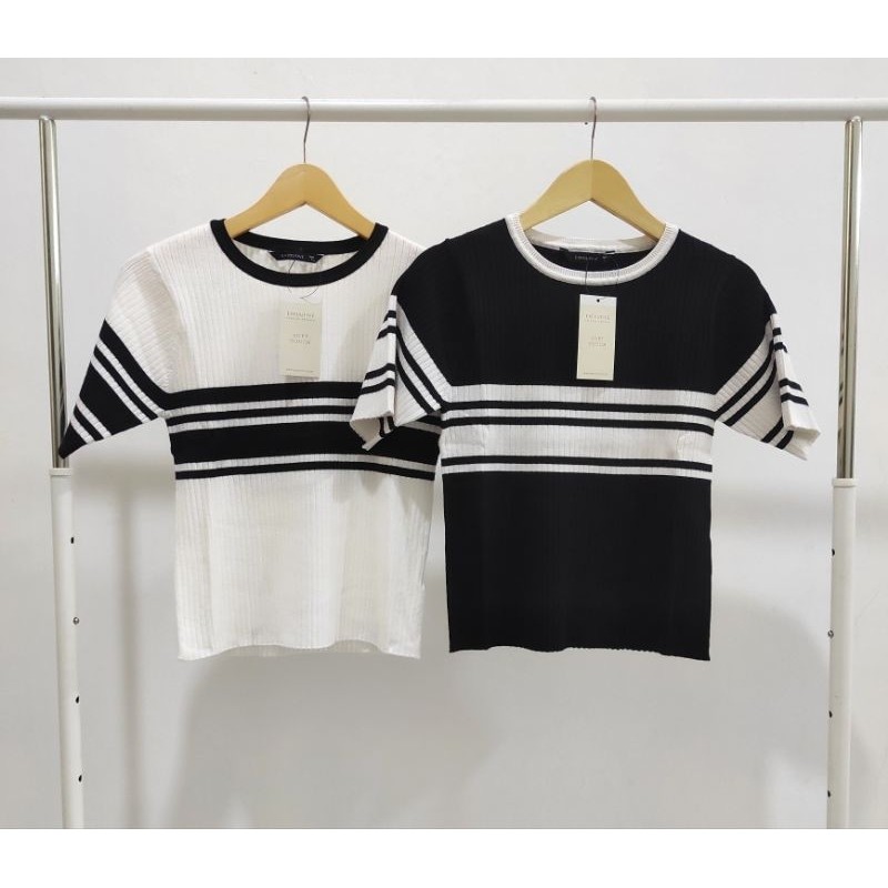 EXECUTIVE BAJU  ATASAN WANITA LENGAN PENDEK TEXTURE KNIT