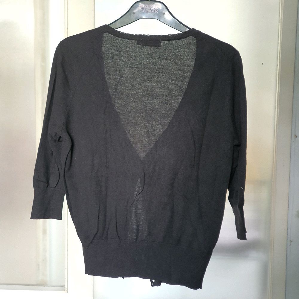 B baju wanita blouse luaran merek u2 ladies warna hitam preloved