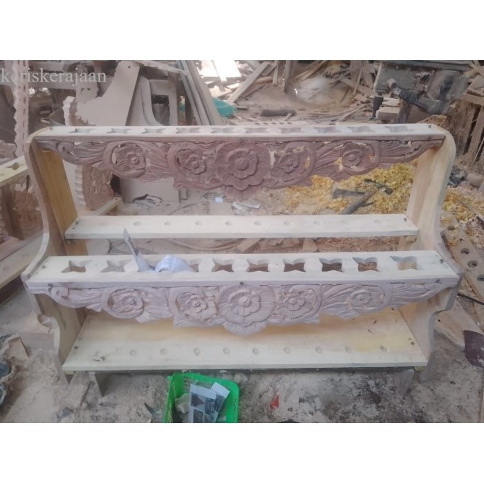 

jagrak keris isi 20 ukir bunga termurah dari kayu jati garap alus bk Keris sengkelat majapahit mataram kartosuro kartasura BalineseJa antik