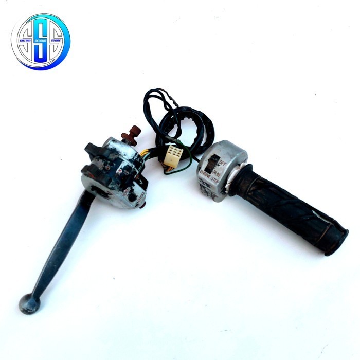 HOLDER SAKLAR KANAN KIRI SUZUKI TRS GP 100 GP 122 TRS ORIGINAL SEKEN