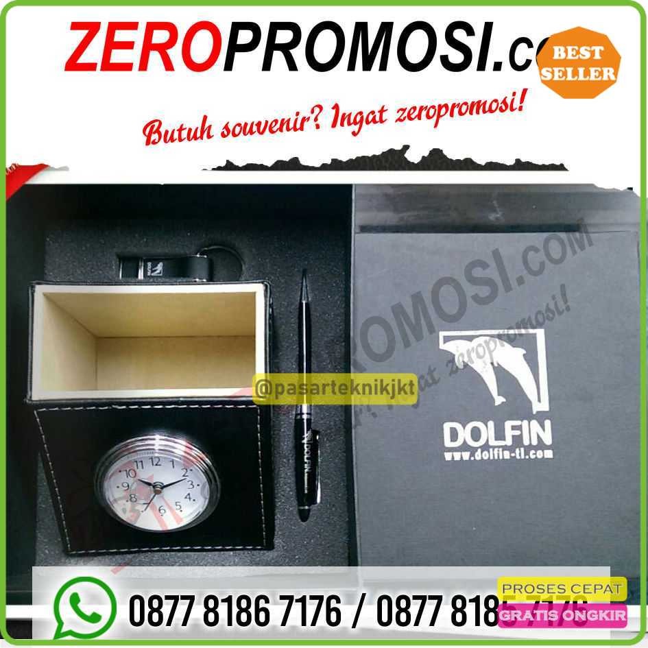 

Souvenir Bingkisan (gift set) untuk souvenir