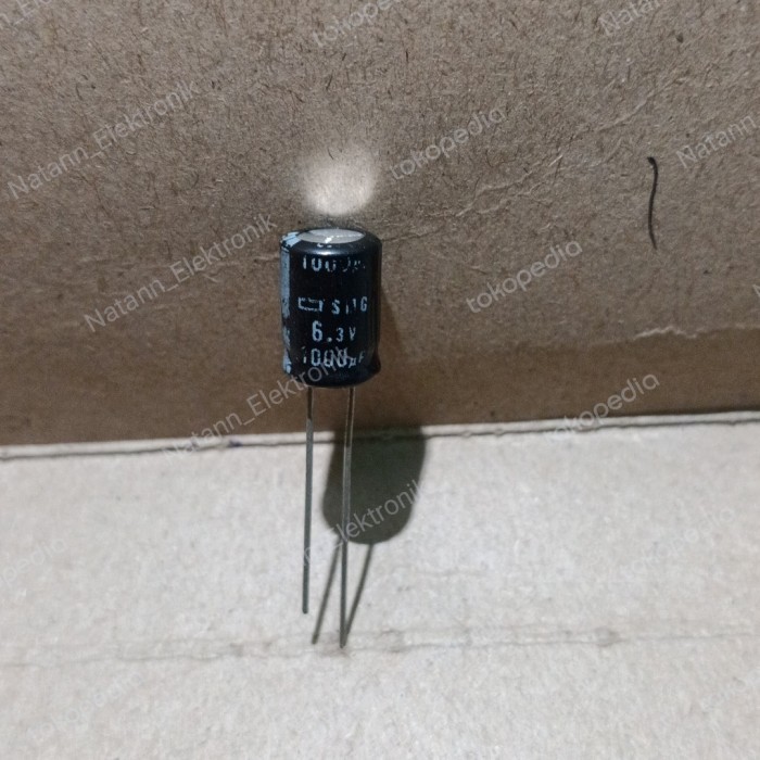 Part 5997 kapasitor elco 1000uf 1000 uf 6.3v 6,3v 6v3 6.3 6,3 volt nippon
