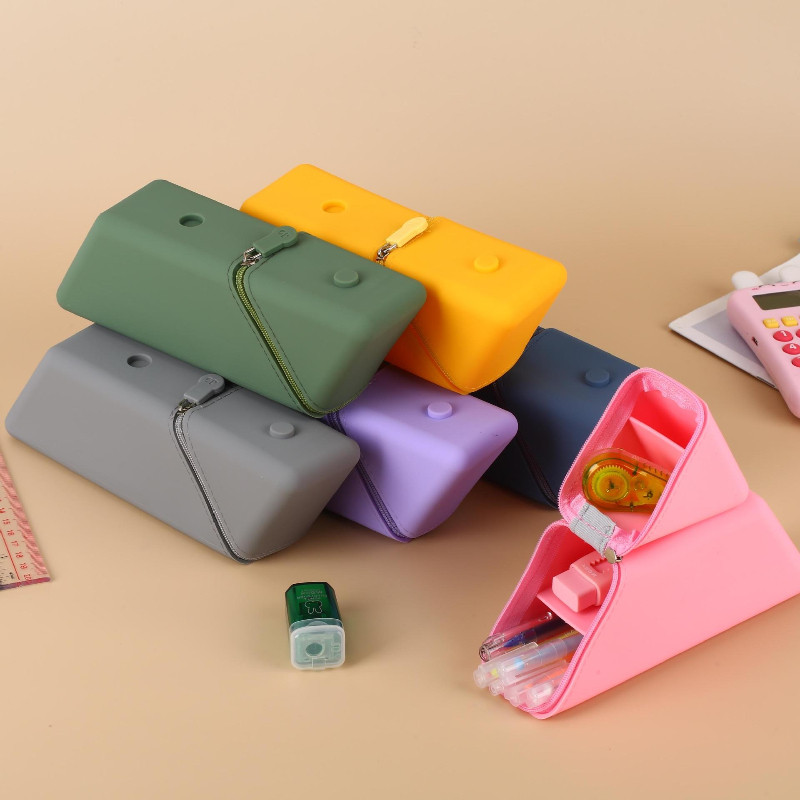 

Silicone Pencil Bags Soft and Dirt Resistant Texture Washable for Storing Stationery Space Saving Suitable Student Office Gifts