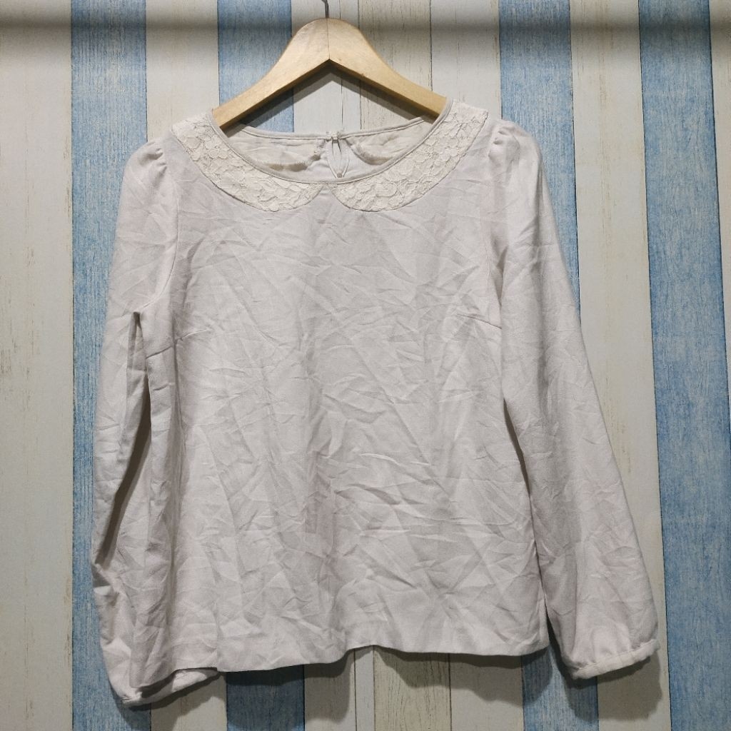 Blouse Cewek Putih BW Polos - Atasan Preloved