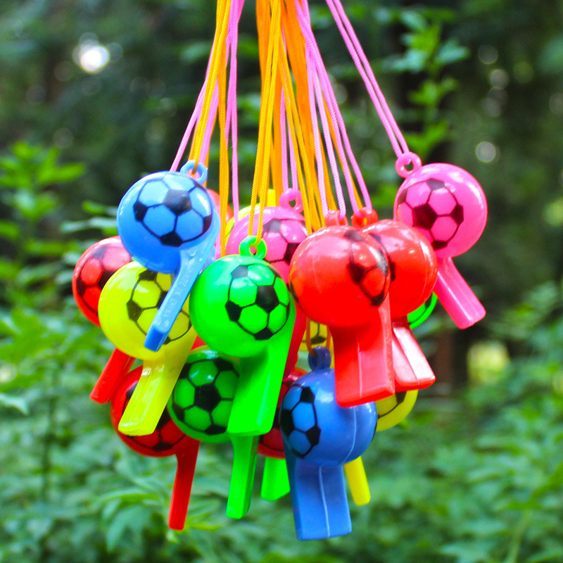 

20pcs Soccer Patterns Whistle Plastic Sport Pendant Whistle Toys Kids Birthday Party Favor Treat Guest Gifts Goodie Bag Fillers