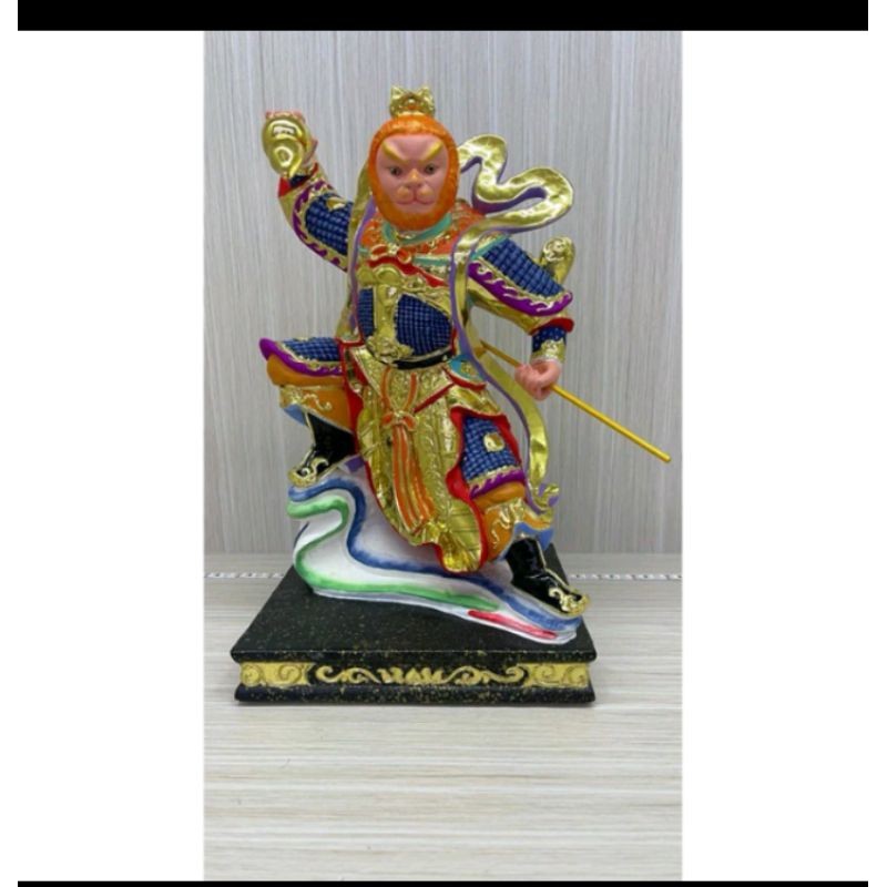 patung dewa kera sakti / sun go kong / tai sing - kayu - 12inch