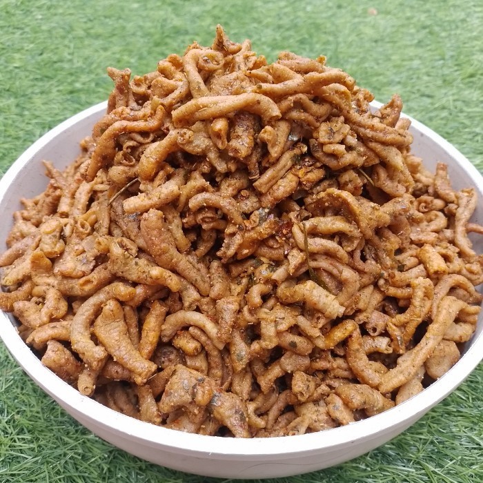 

Keripik Usus Ayam PEDAS Daun Jeruk 100 gram
