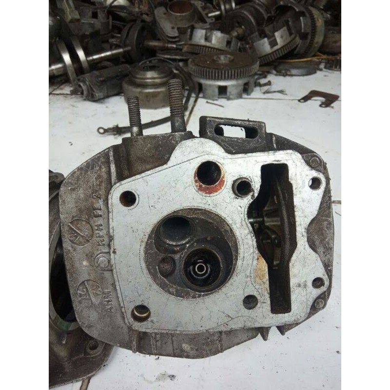 blok silinder head blok kop blok mesin blok busi supra x 125 original