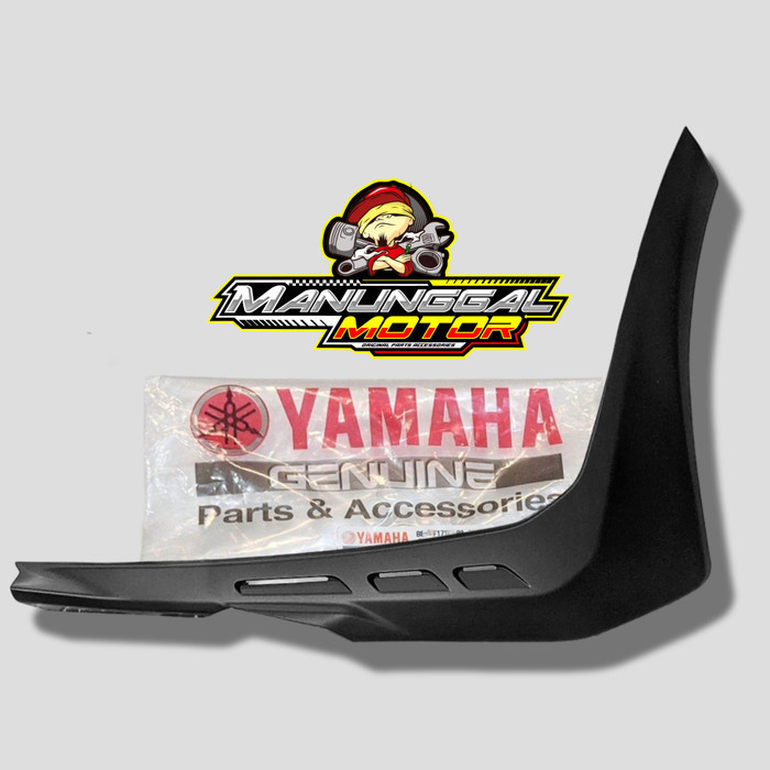 Body Dek Bawah samping Kanan Freego 125 Hitam doff B5D-F171M-00-P4