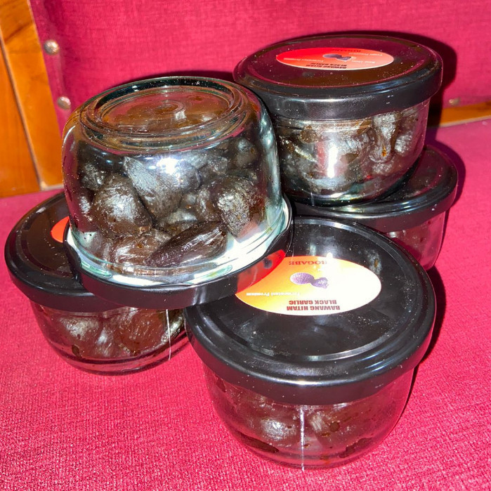 

Black Garlic / Bawang Hitam Tunggal / Bawang Hitam Kating / 100% Asli / HERBAL BERMACAM KHASIAT / R O