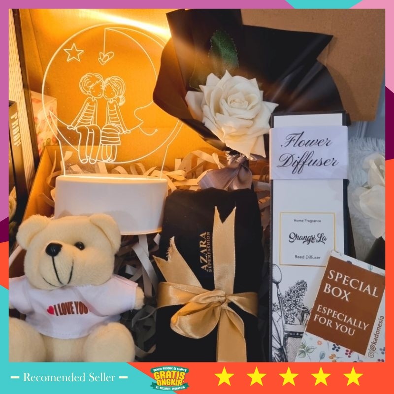 

Cocok buat pacar kado istri suami hampers murah natal / hampers ulang tahun cewek / hadiah kado cewek diffuser