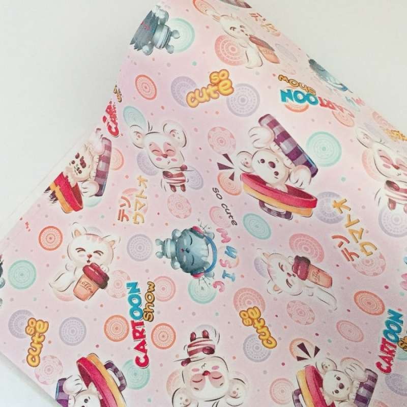 

Kertas Kado Mouse And Cat