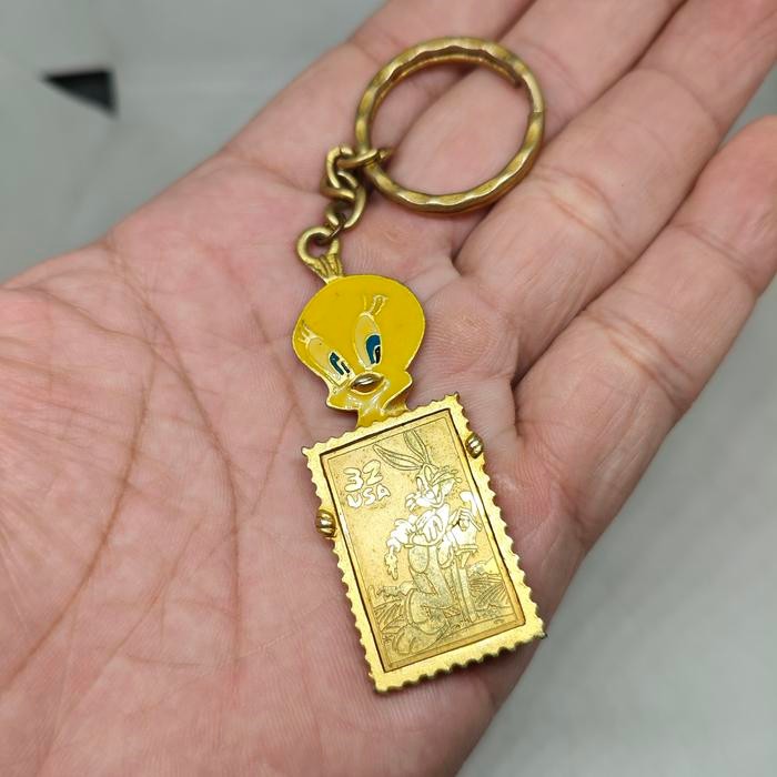 AKO,,, Metal Keychain Looney Tunes Stamp Collection Vintage 1997 Original Warner Bros 2ND