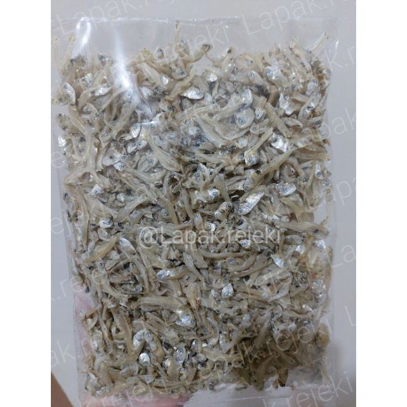 

Ikan Teri / Ikan Bilis / Ikan Bilis Kecil 100gram