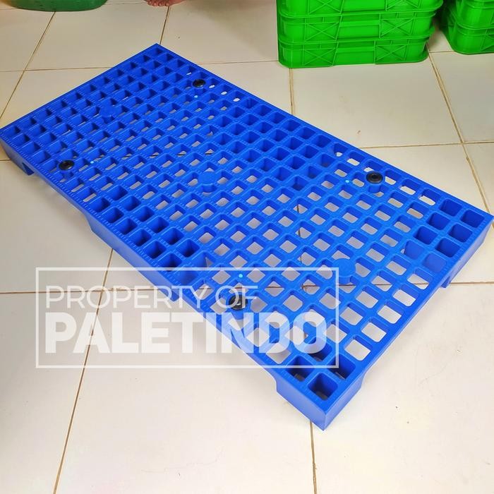 

Palet Plastik 100 x 50 x 8 Cm - Berlubang - Biru