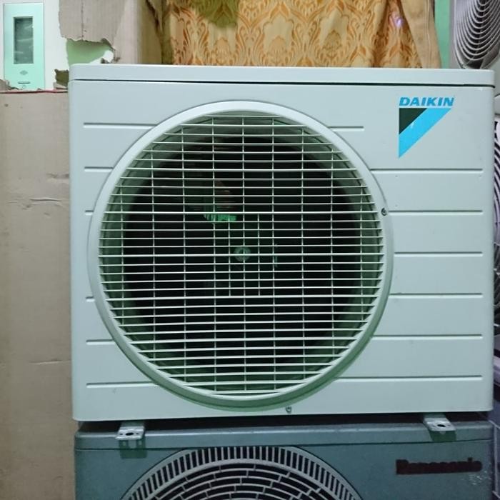 ac outdoor daikin 1.5pk made in thailand