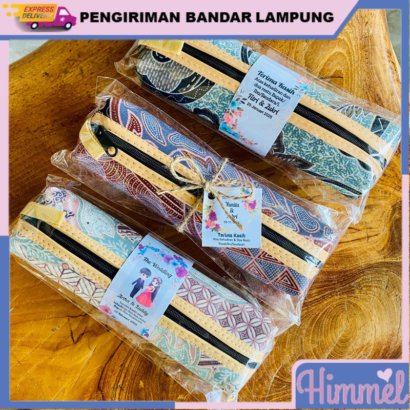 

(100PCS) souvenir pernikahan tempat pensil batik 19x7cm HIMMEL SOUVENIR