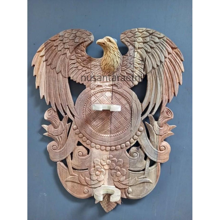 blawong ukir burung garuda dari kayu akasia garap alus mentahan NE543