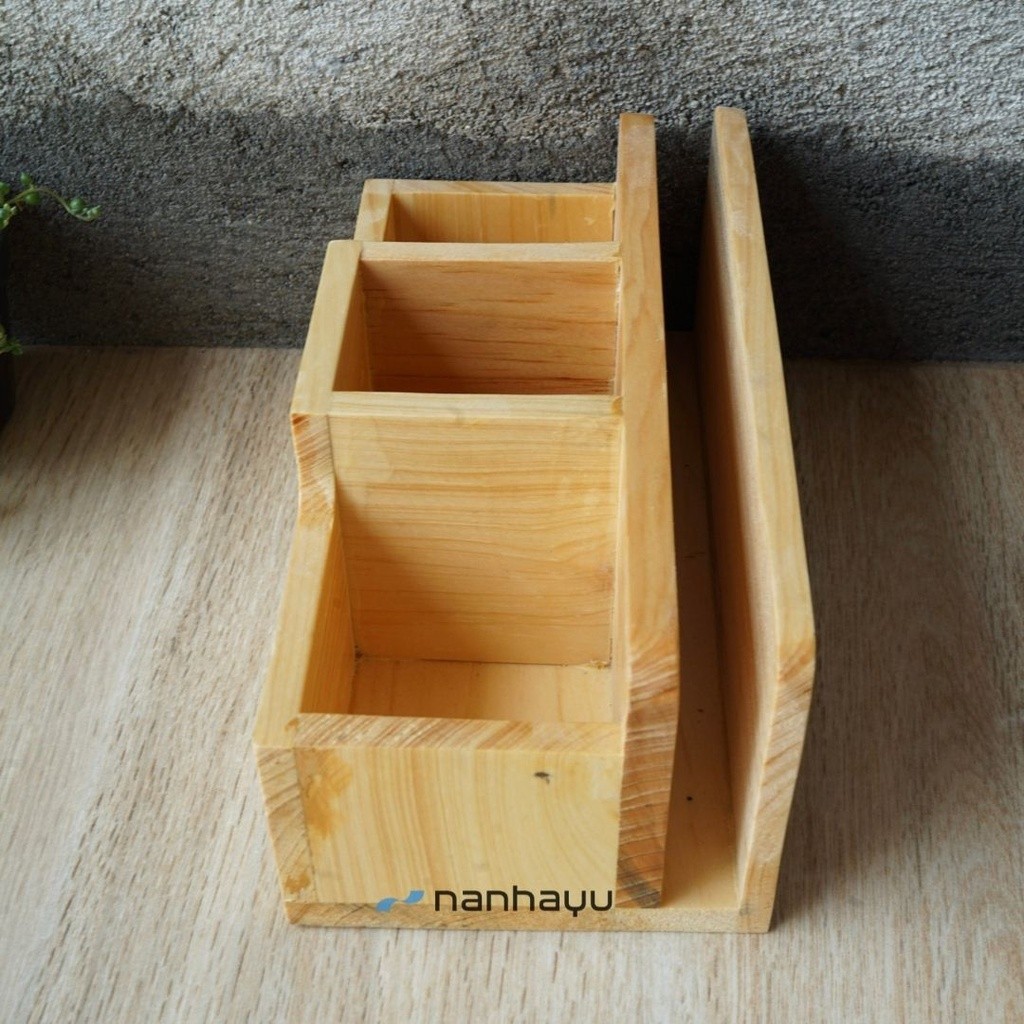 

ARFSHOP Nanhayu Tasor - Stationary Organizer Kayu Tempat Pulpen Notebook Dan Peralatan Kantor