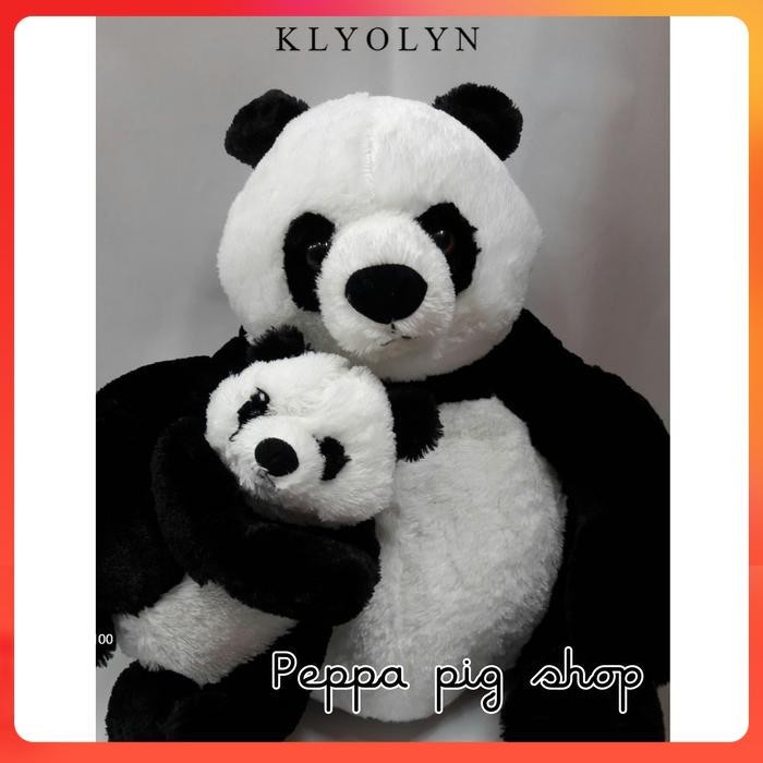 Boneka panda besar