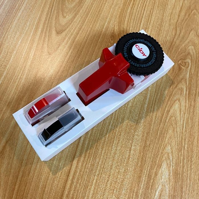 

⦅PROMO BEST QUALITY⦆ label maker cidy C101 Embossing label timbul untuk huruf dan angka. - merah