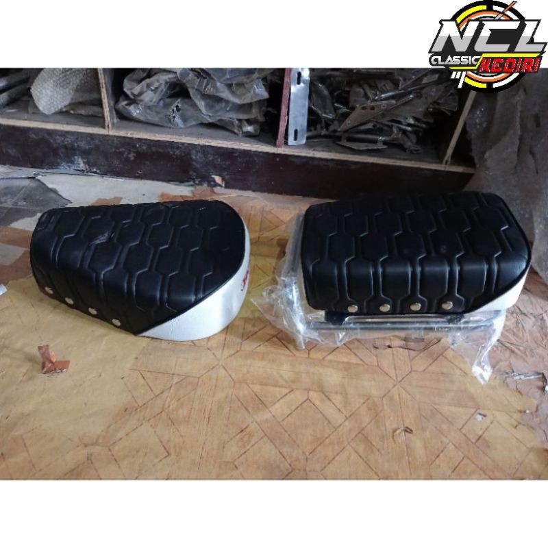 JOK PISAH HONDA C70 C50 HITAM PUTIH FUL SET