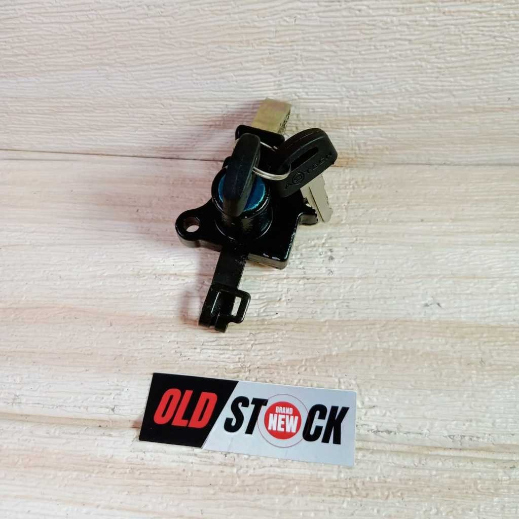 COD/KUNCI JOK BELAKANG BAGASI MOTOR TIGER 2000 TUGER REVO NEW OLD STOCK
