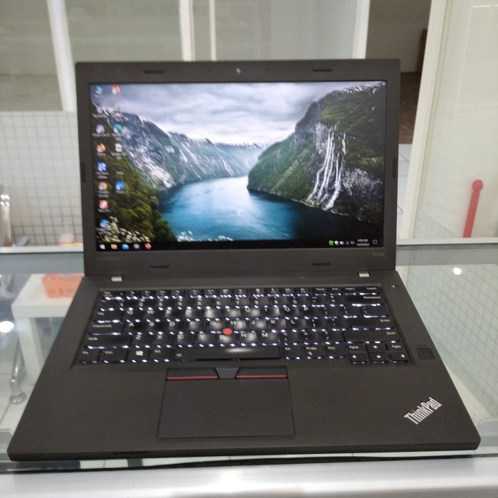 Lenovo T470p vga Nvidia 2Gb ram 8 ssd 512 keyboard backlight