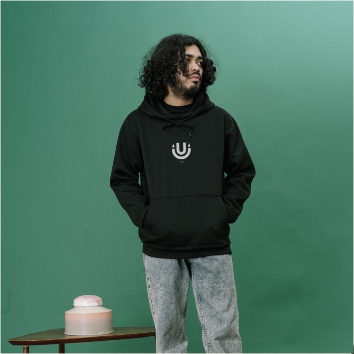 UNKL347 Jacket Hoodie Hitam Model Simpel Bahan Fleece KIZO