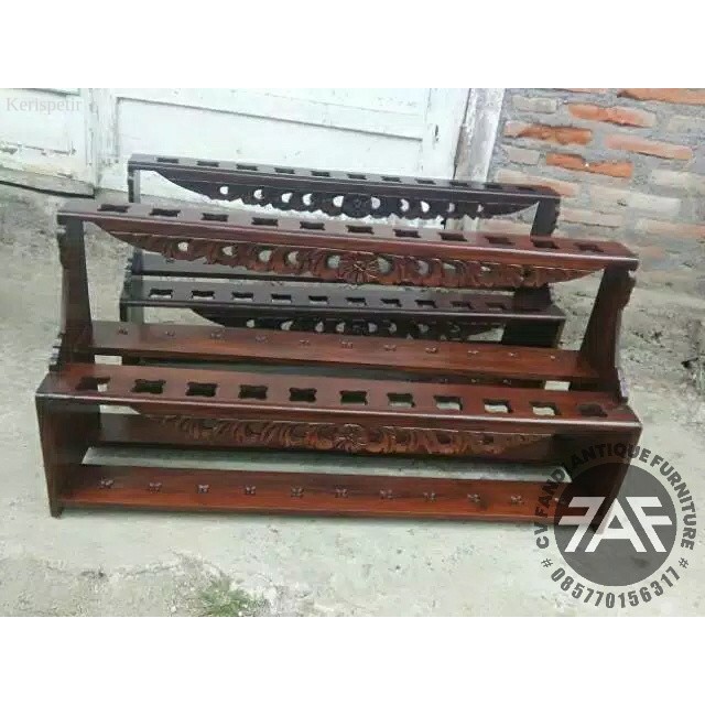 

Barang Antik jagrak keris isi 22 ukir jepara kayu jati wfn0044 murah antik