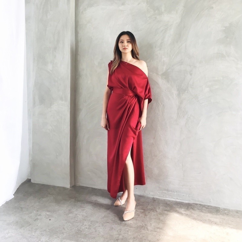 D025 Natal Dress Satin Axel | Dress Satin Polos Kasual | Gaun Gereja | Dress Wanita by Skena Fashion